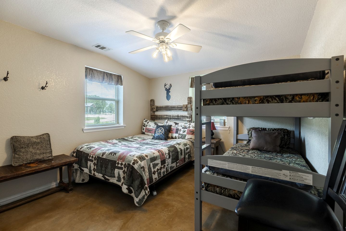 Rustic-Modern Ranch Retreat with Fire Pit & Nature Views in Mountain Home, Texas