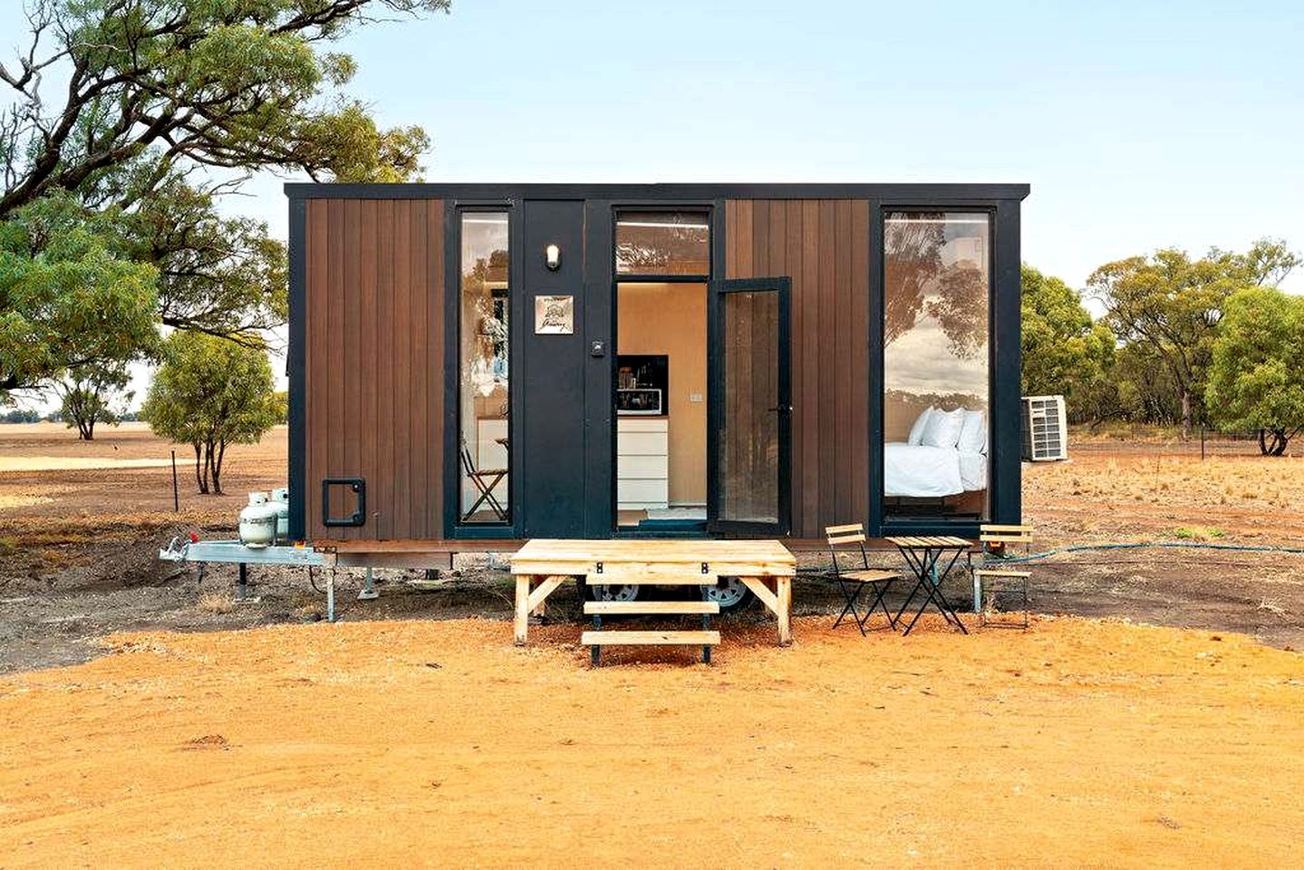 Tranquil Tiny House with Native Bush Forest Retreat near Bendigo, Wycheproof VIC