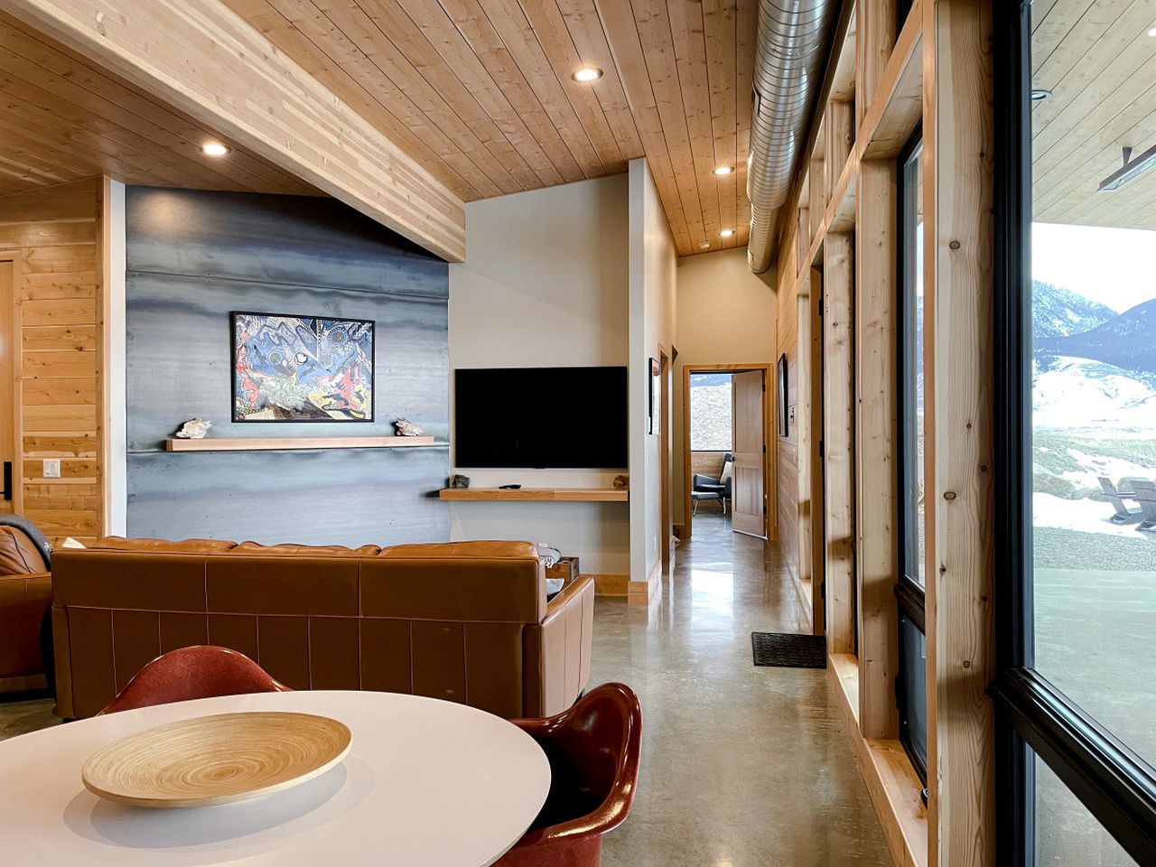 Secluded Vacation Rental with Fire Pit and Stunning Vistas in Livingston, Montana