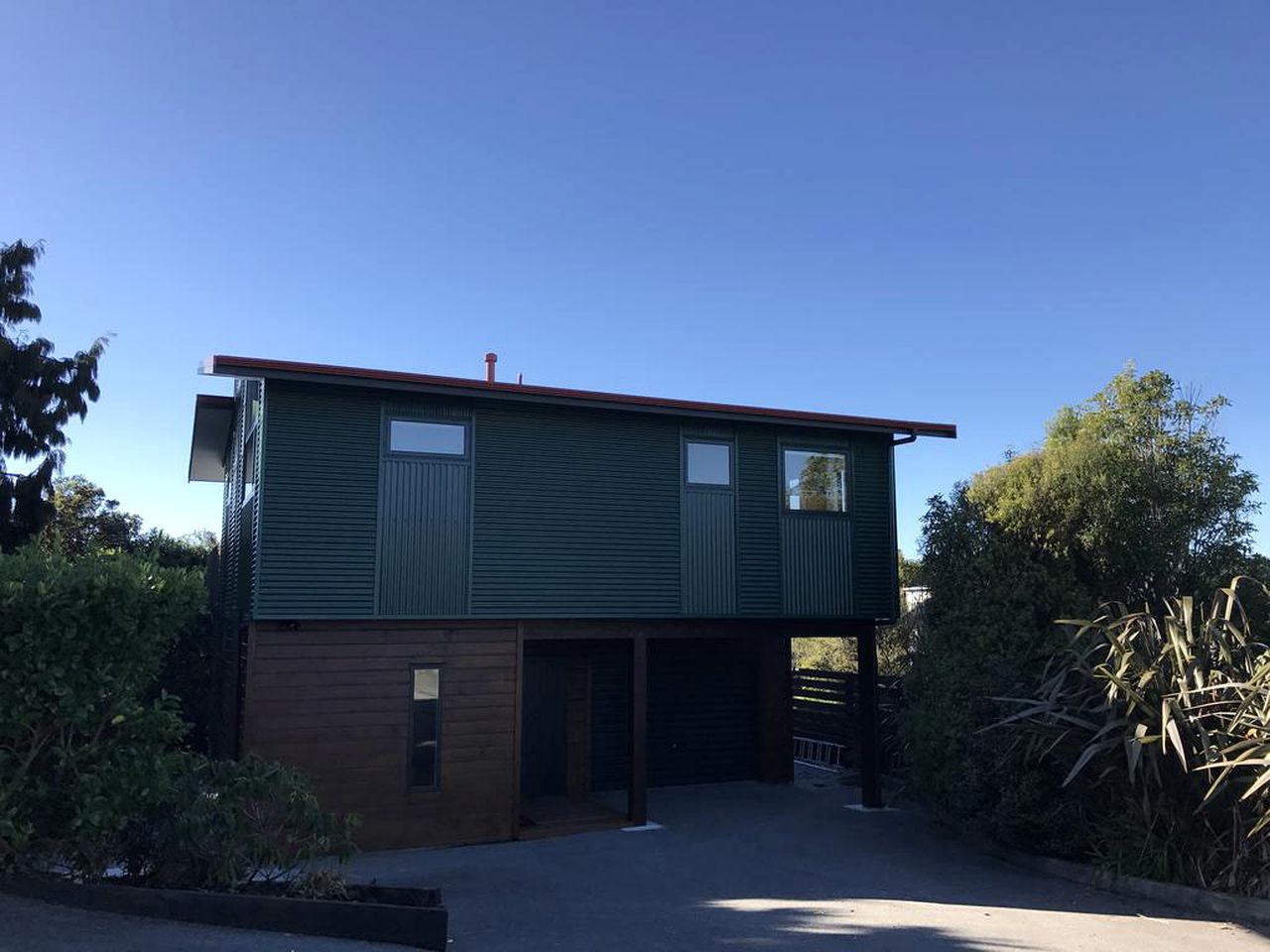 Unique Cabin Rental for Breathtaking Vacation in Hokitika, South Island