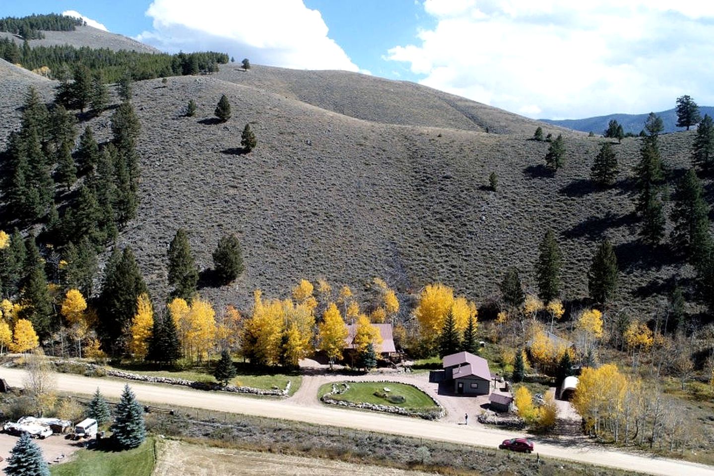 Rustic Cabin Rental with Mountain Views Located in the Gorgeous Gunnison National Forest, Colorado