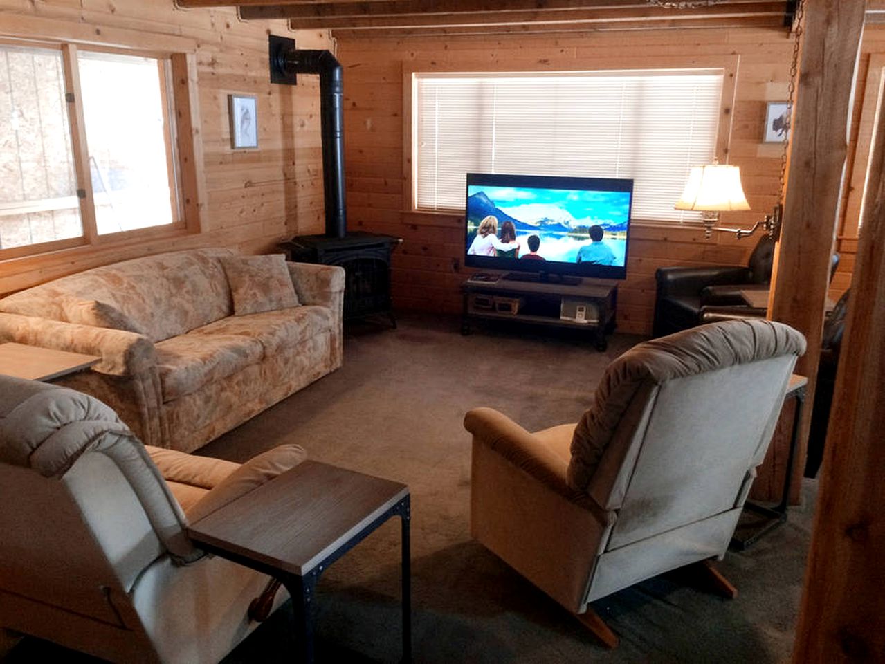 Rustic Cabin Rental with Mountain Views Located in the Gorgeous Gunnison National Forest, Colorado