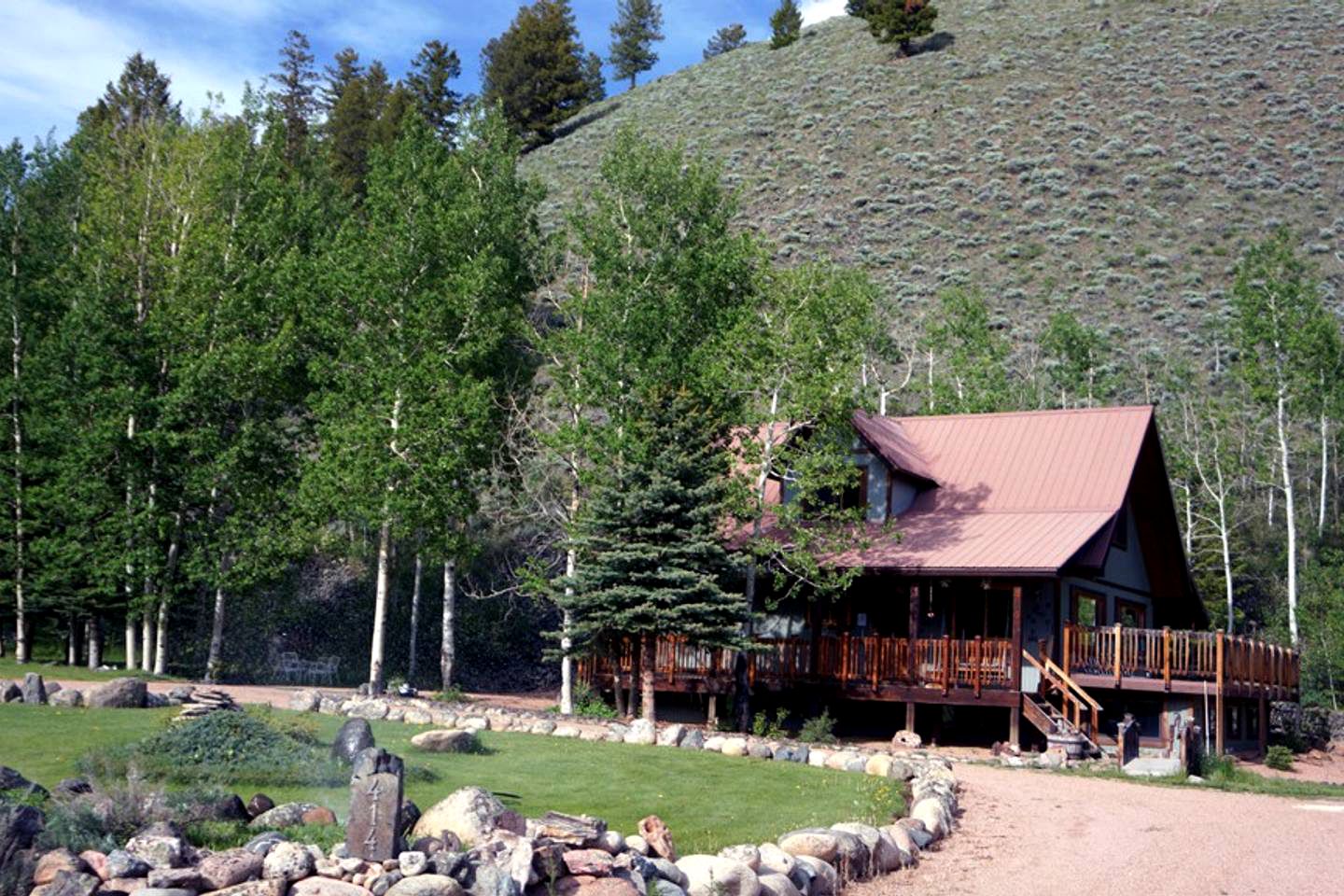 Rustic Cabin Rental with Mountain Views Located in the Gorgeous Gunnison National Forest, Colorado