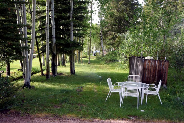 Cabins (Ohio City, Colorado, United States)