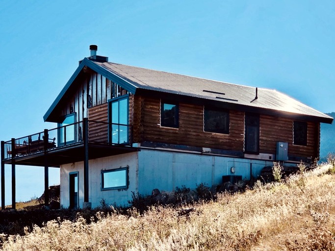 Cabins (United States of America, Livingston, Montana)