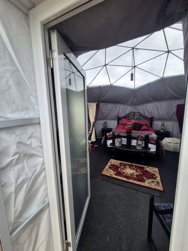 Cozy Geodesic Glamping Dome on a Canadian Ranch with Horses, Perfect for a Weekend of Wellness