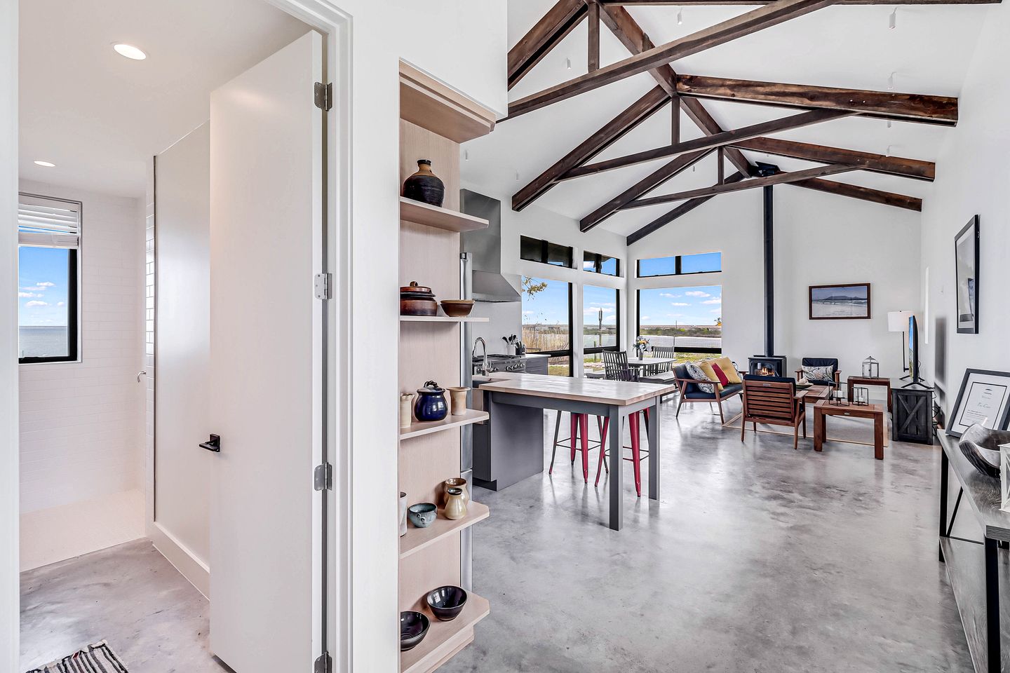 Stylish Waterfront Vacation Rental with Boat Dock and Golf Course in Rockport, Texas