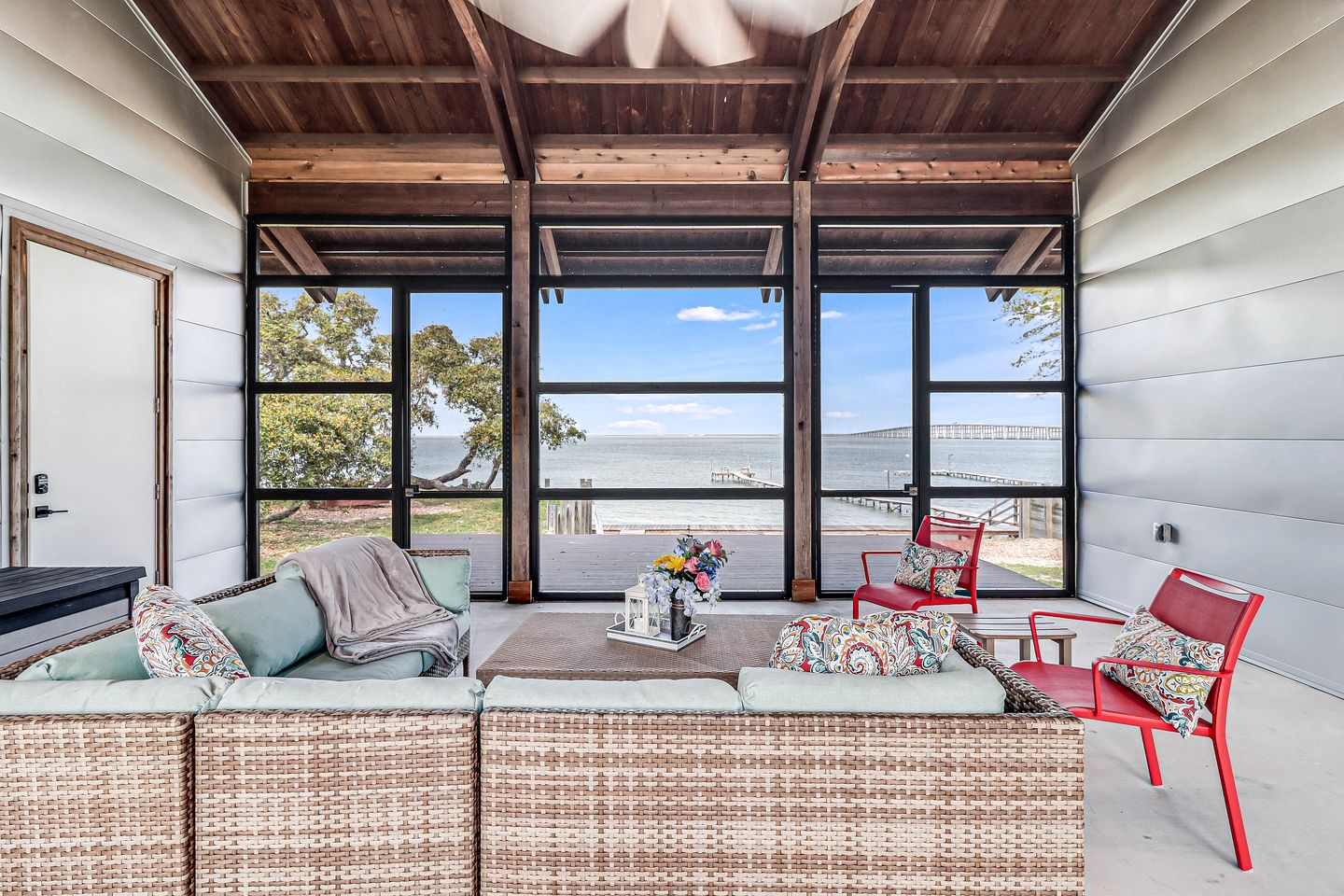 Stylish Waterfront Vacation Rental with Boat Dock and Golf Course in Rockport, Texas