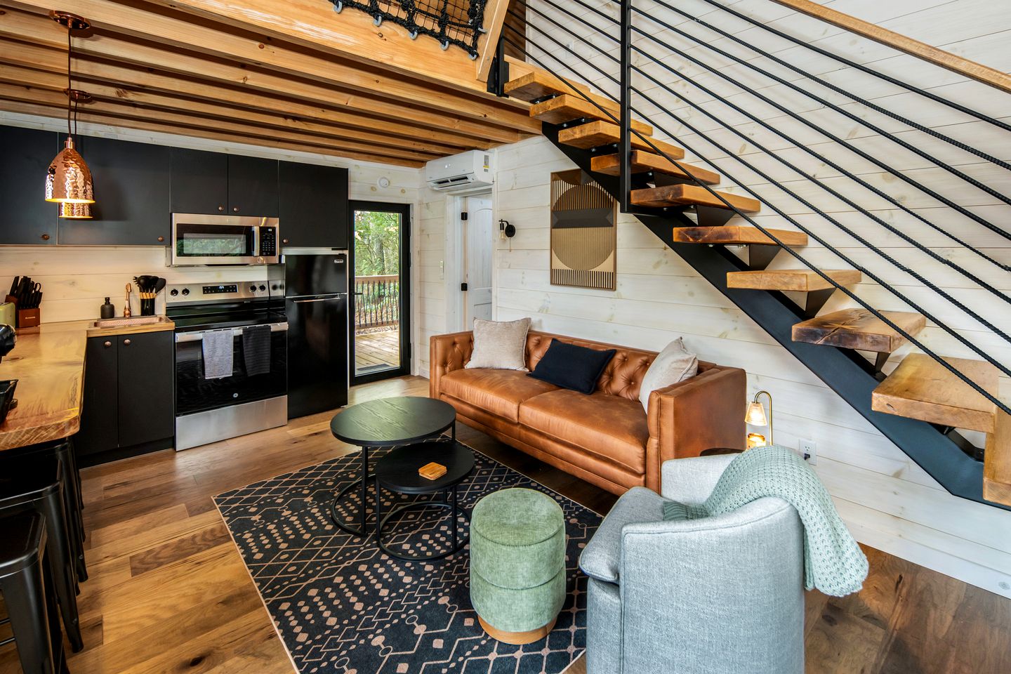 Enchanting A-Frame Treehouse with Suspended Net & Mountain Views Near Highlands, NC