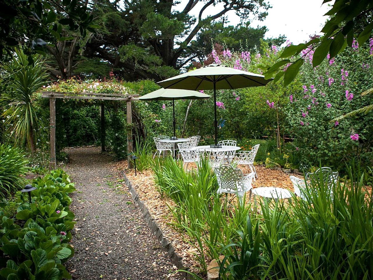 Elegant Vacation Rental with Gorgeous Hiking Trails Near in Stinson Beach, California