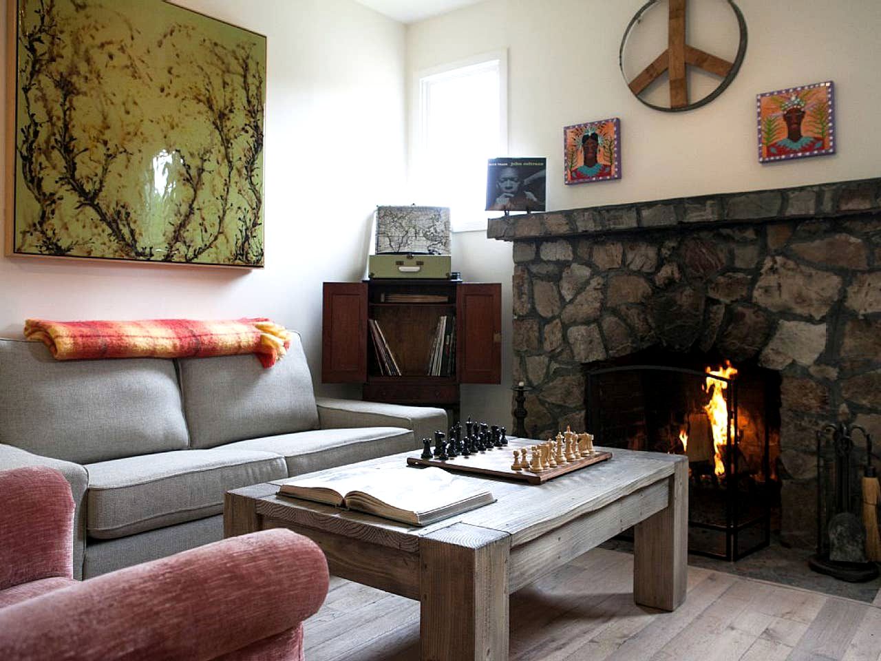Elegant Vacation Rental with Gorgeous Hiking Trails Near in Stinson Beach, California