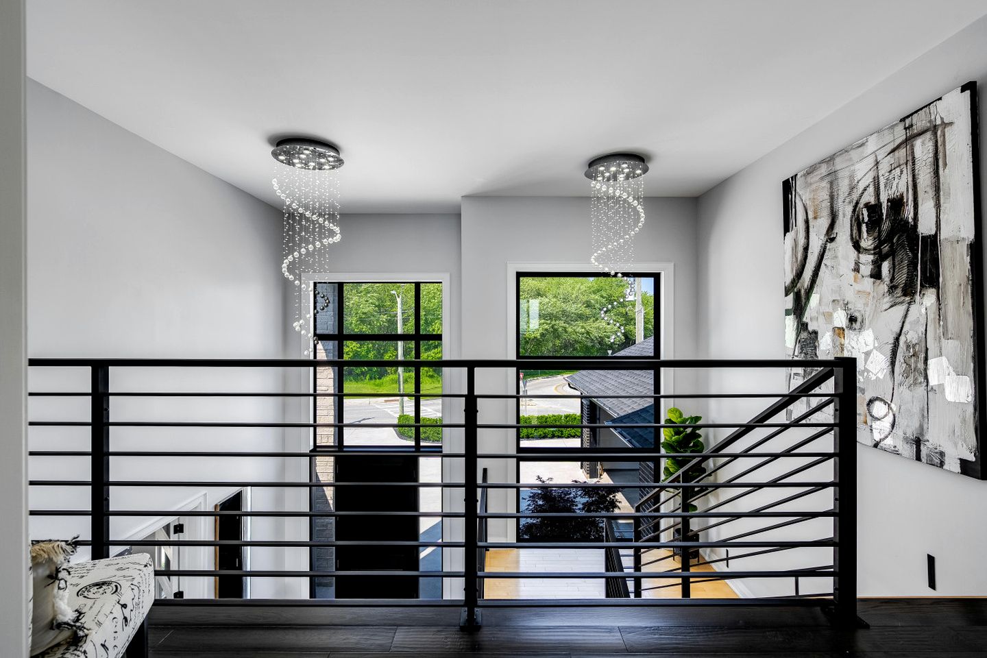 Luxury Vacation Rental with Breathtaking Lake Erie Views in Leamington, Ontario
