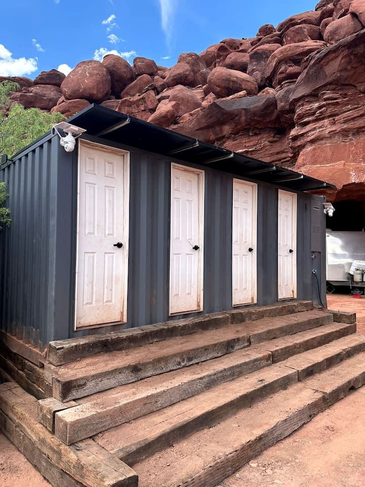 The Caves at Moab - At Private Riverside Ranch near Dead Horse Point State Park
