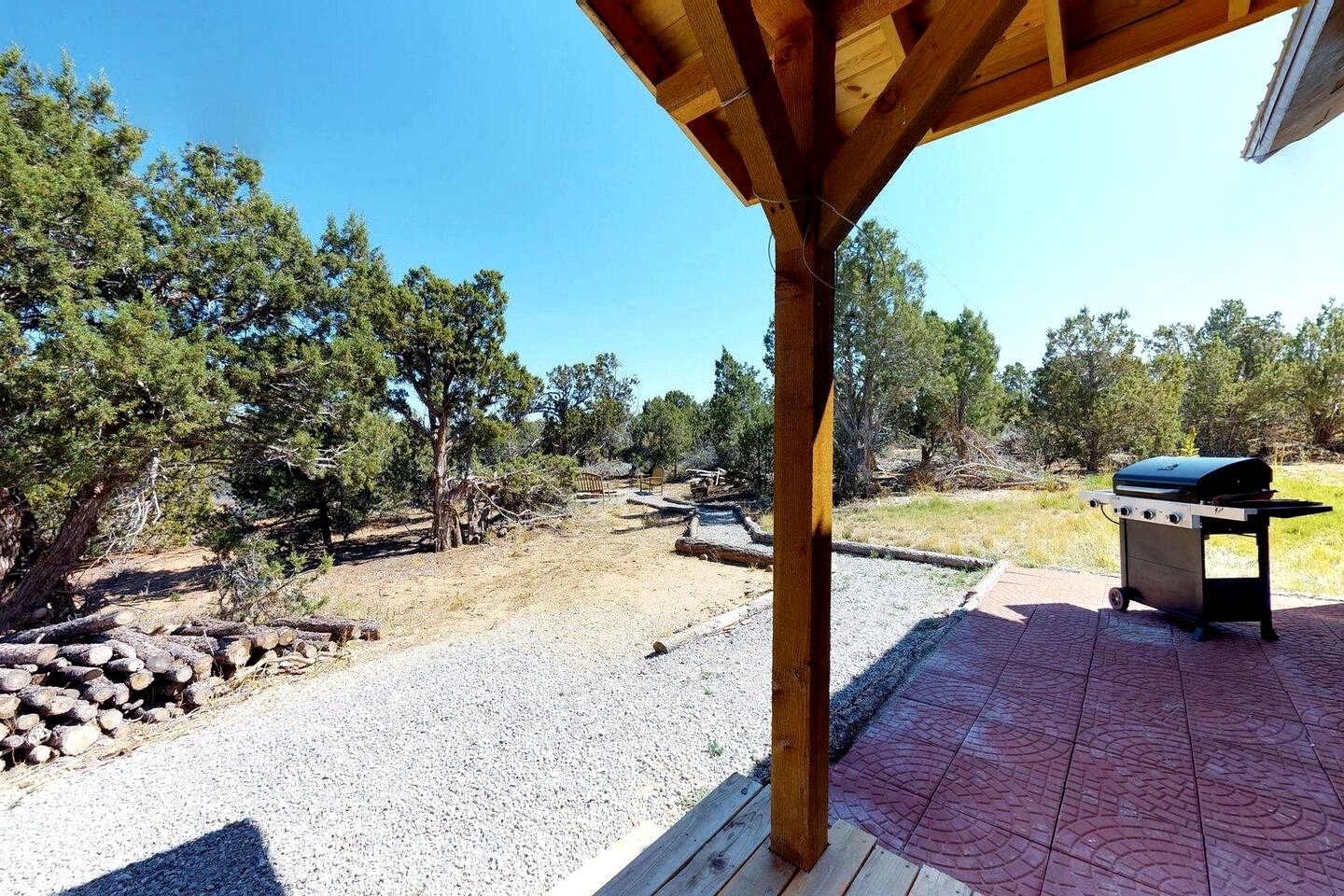 Cozy Cottage with Fire Pit and BBQ Nestled in the Cedar Trees in Blanding, Utah