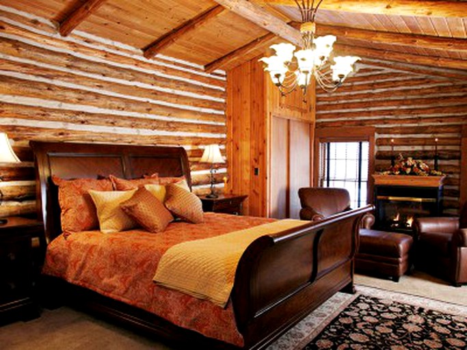 Cabins (South Canandaigua, New York, United States)