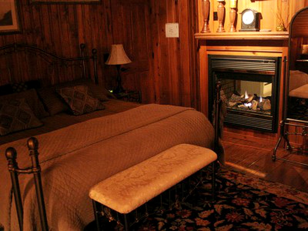 Impressive Cabin Rental in the Finger Lakes Region of Upstate New York
