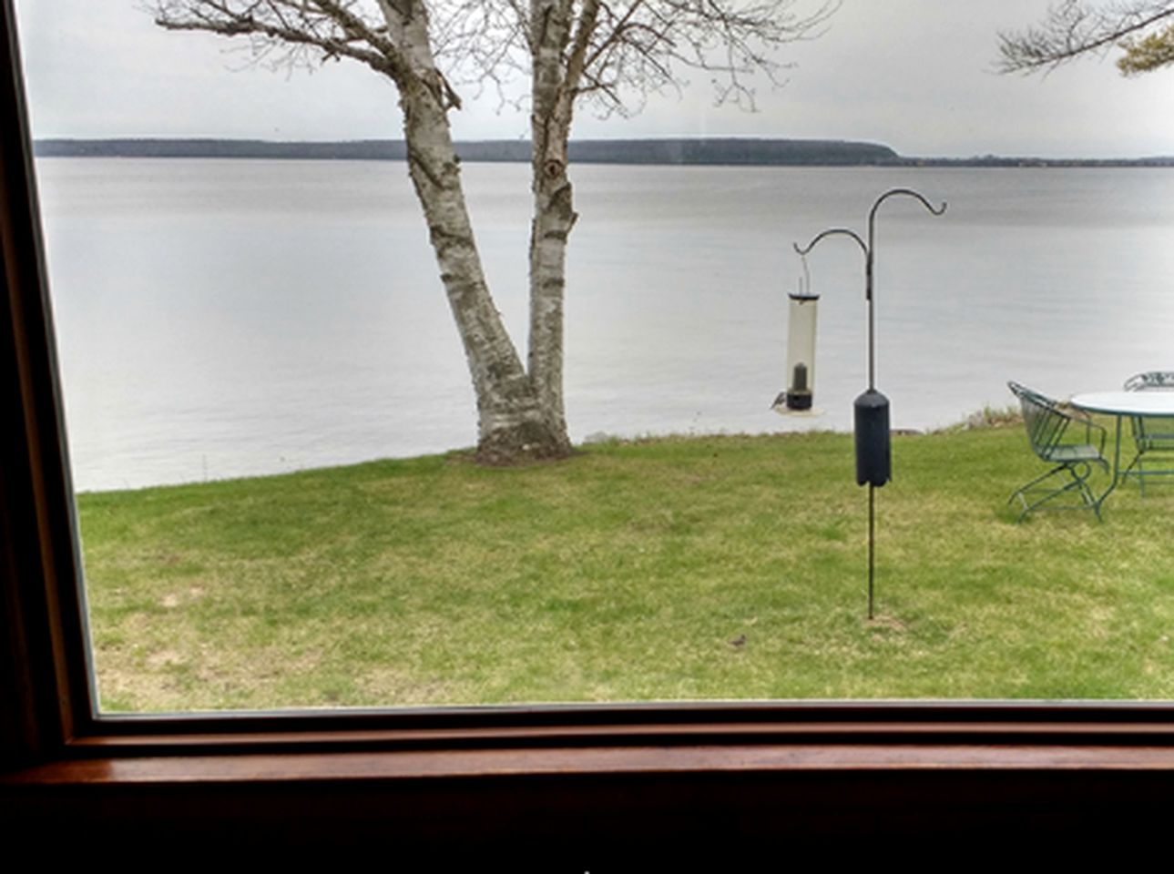 Beautiful Lake Cottage Along the Shores of Sturgeon Bay in Wisconsin