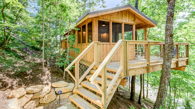 Tree Houses (United States of America, Gatlinburg, Tennessee)
