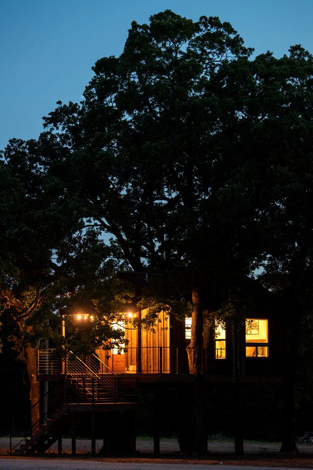 Lovely Treehouse Glamping Spot Near Magnolia and Baylor, Texas