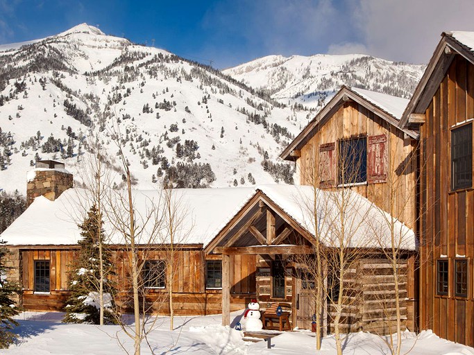 Cabin With Hot Tub In Teton Village Wyoming