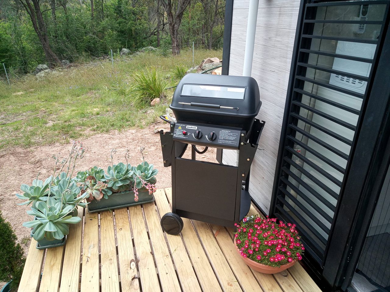 Remote Tiny House, makes for a Beautiful Canberra Escape