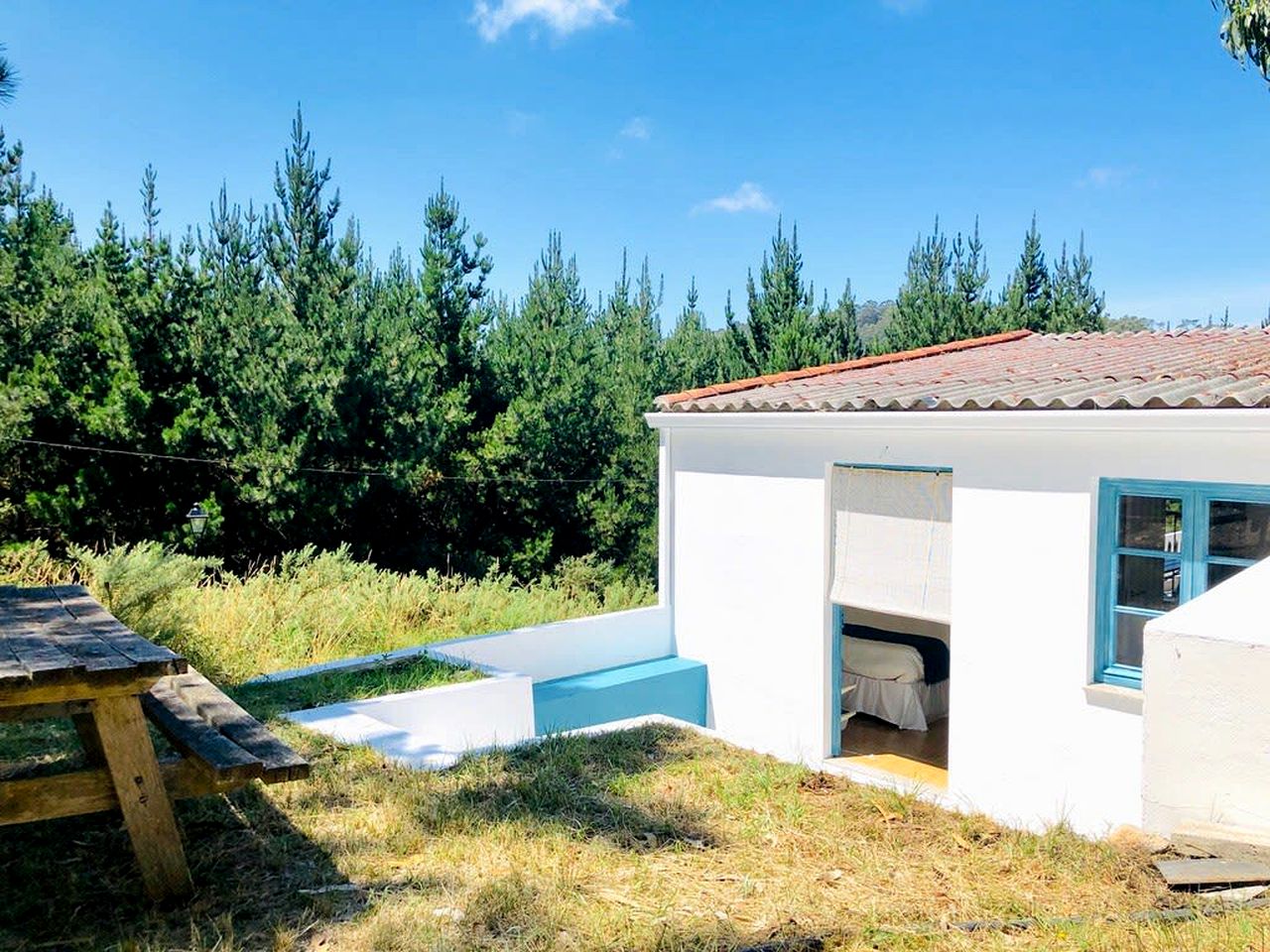 Peaceful Cabin with Private Patio, BBQ and Picnic Area in A Coruña, Galicia