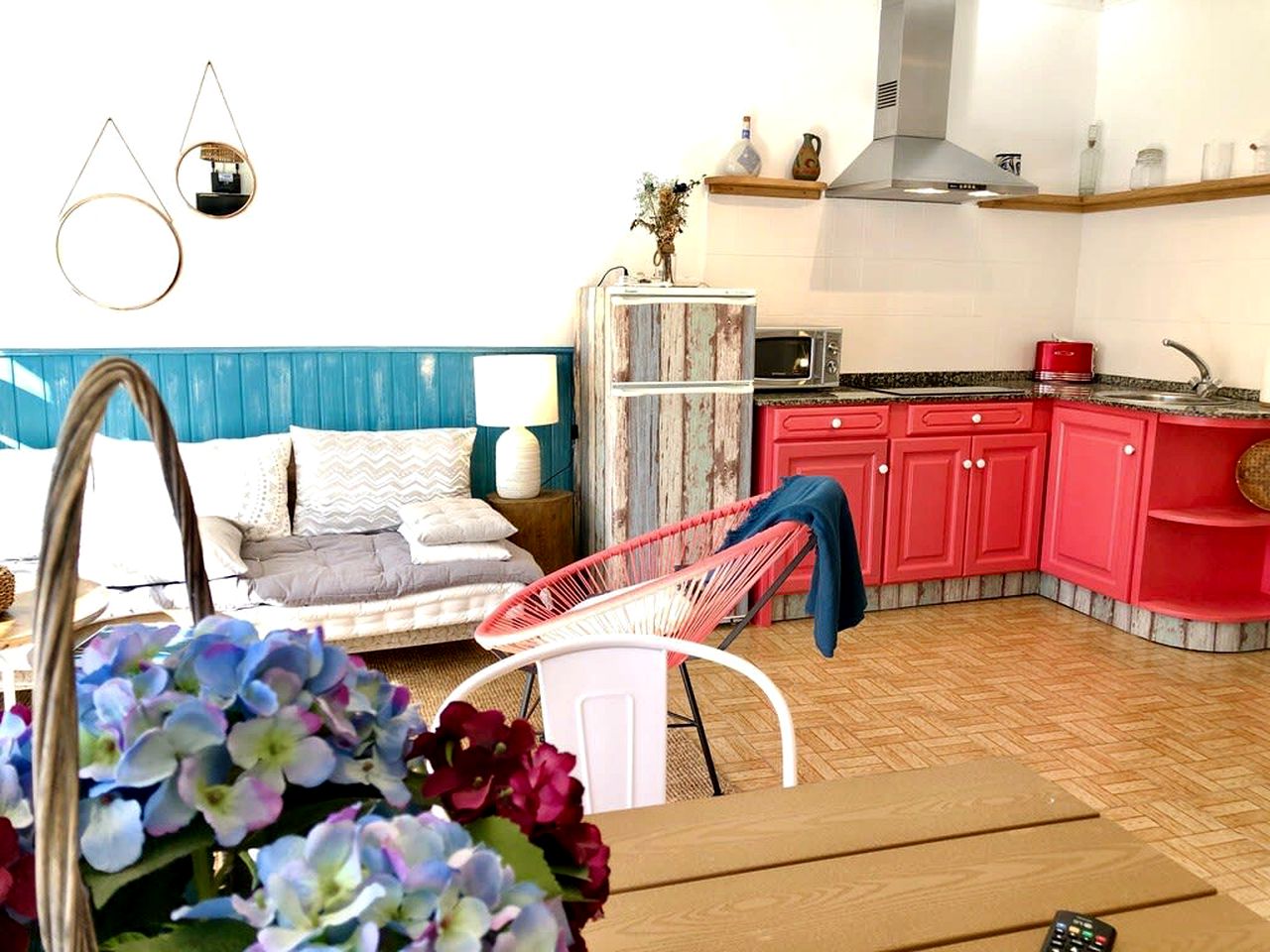 Peaceful Cabin with Private Patio, BBQ and Picnic Area in A Coruña, Galicia