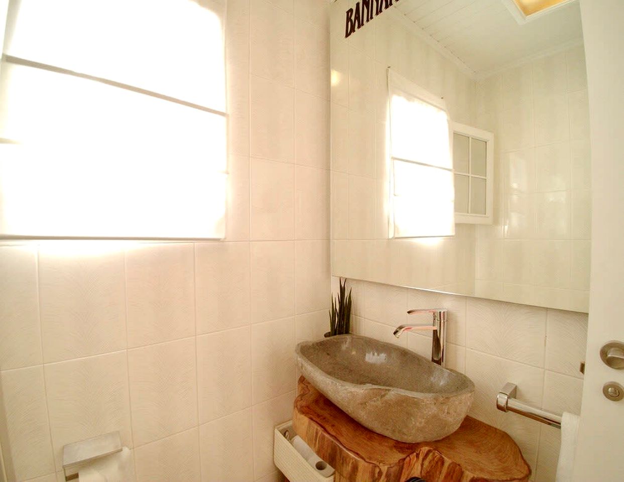 Peaceful Cabin with Private Patio, BBQ and Picnic Area in A Coruña, Galicia