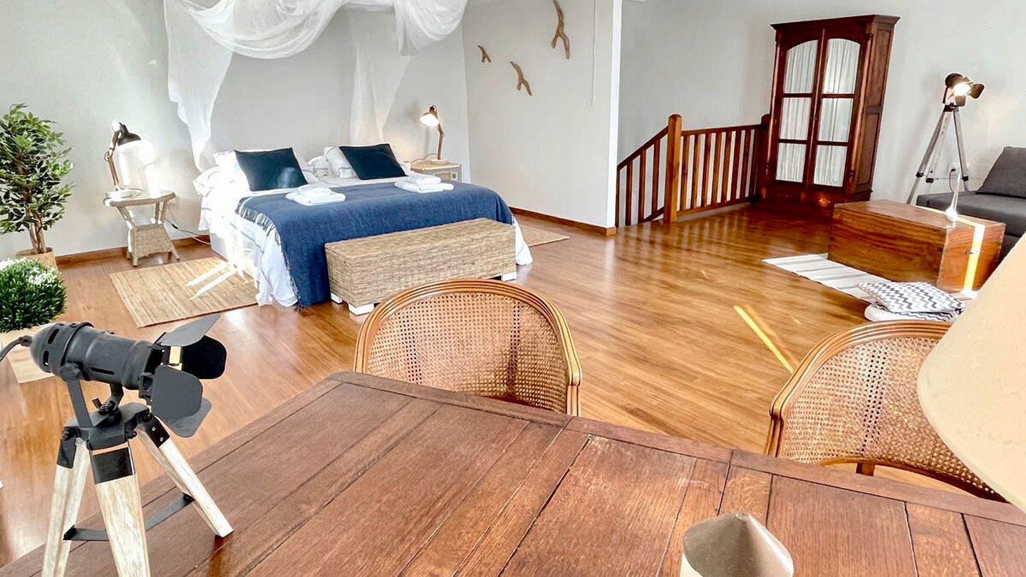 Beach Vacation Rental Incredible for Wine Tasting and Relax in O Barqueiro, Galicia