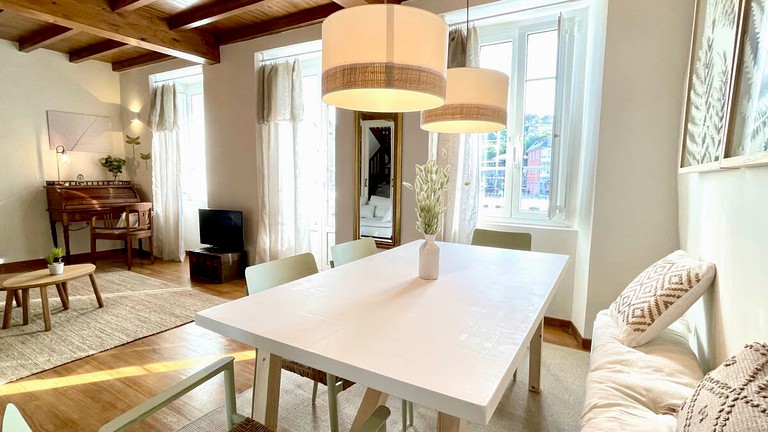 Vacation Rentals (Spain, O Barqueiro, Galicia)