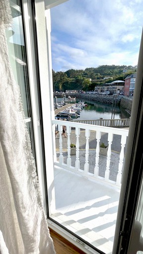 Vacation Rentals (Spain, O Barqueiro, Galicia)