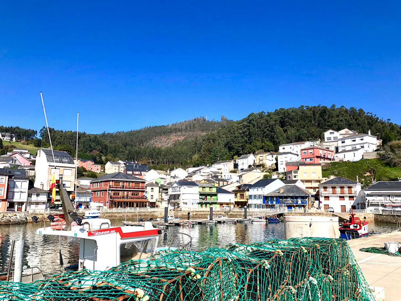 Beach Vacation Rental Incredible for Wine Tasting and Relax in O Barqueiro, Galicia