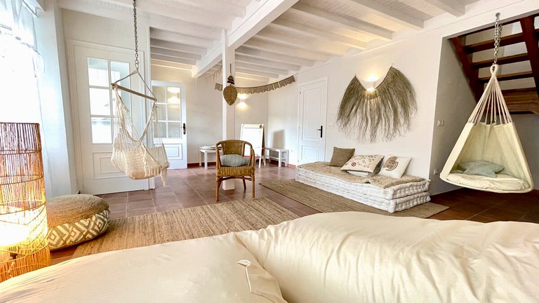 Vacation Rentals (Spain, O Barqueiro, Galicia)