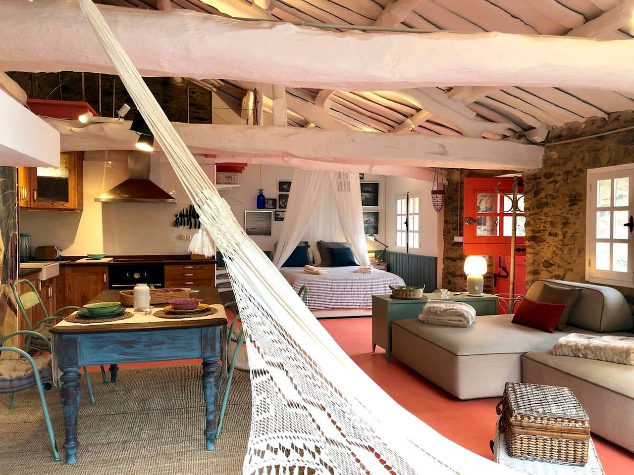 Beachfront House with Private Beach Entrance, Garden and Beautiful Views in Lugo, Galicia