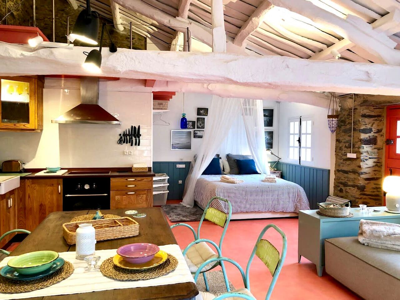 Beachfront House with Private Beach Entrance, Garden and Beautiful Views in Lugo, Galicia