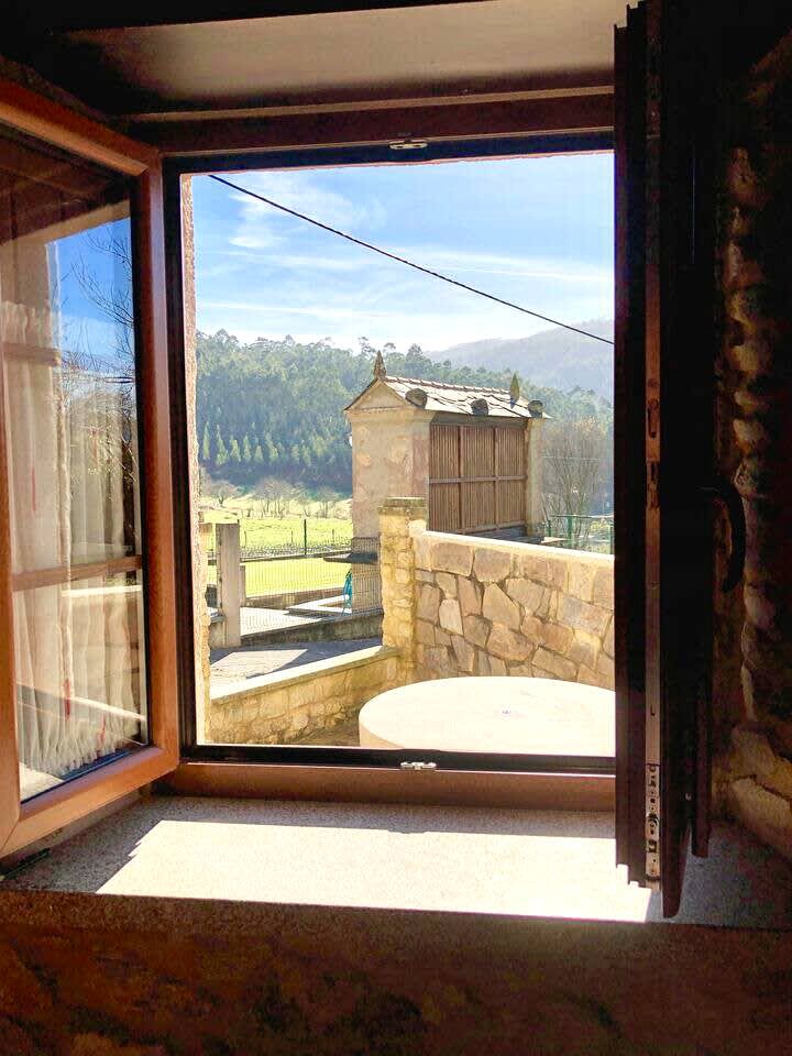 Rustic Vacation Rental with Beautiful Landscape, Garden and Barbecue in Viveiro, Galicia