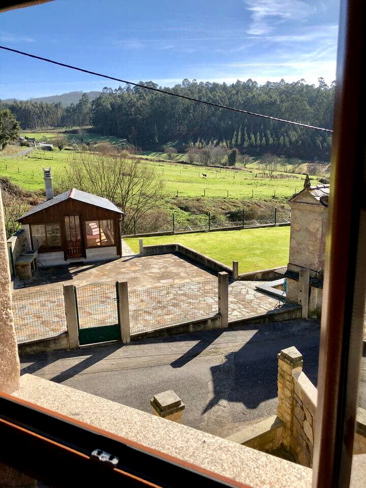 Rustic Vacation Rental with Beautiful Landscape, Garden and Barbecue in Viveiro, Galicia