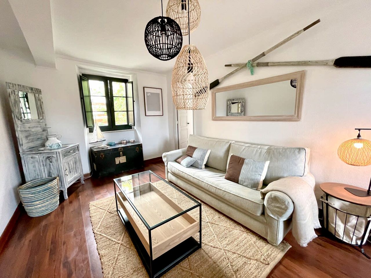 Family-Friendly Cabin with Cozy Outdoor Space and Beach Views in Lugo, Galicia