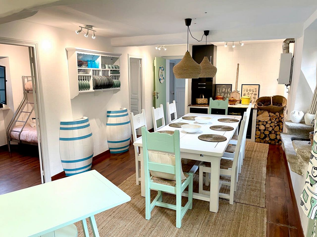 Family-Friendly Cabin with Cozy Outdoor Space and Beach Views in Lugo, Galicia