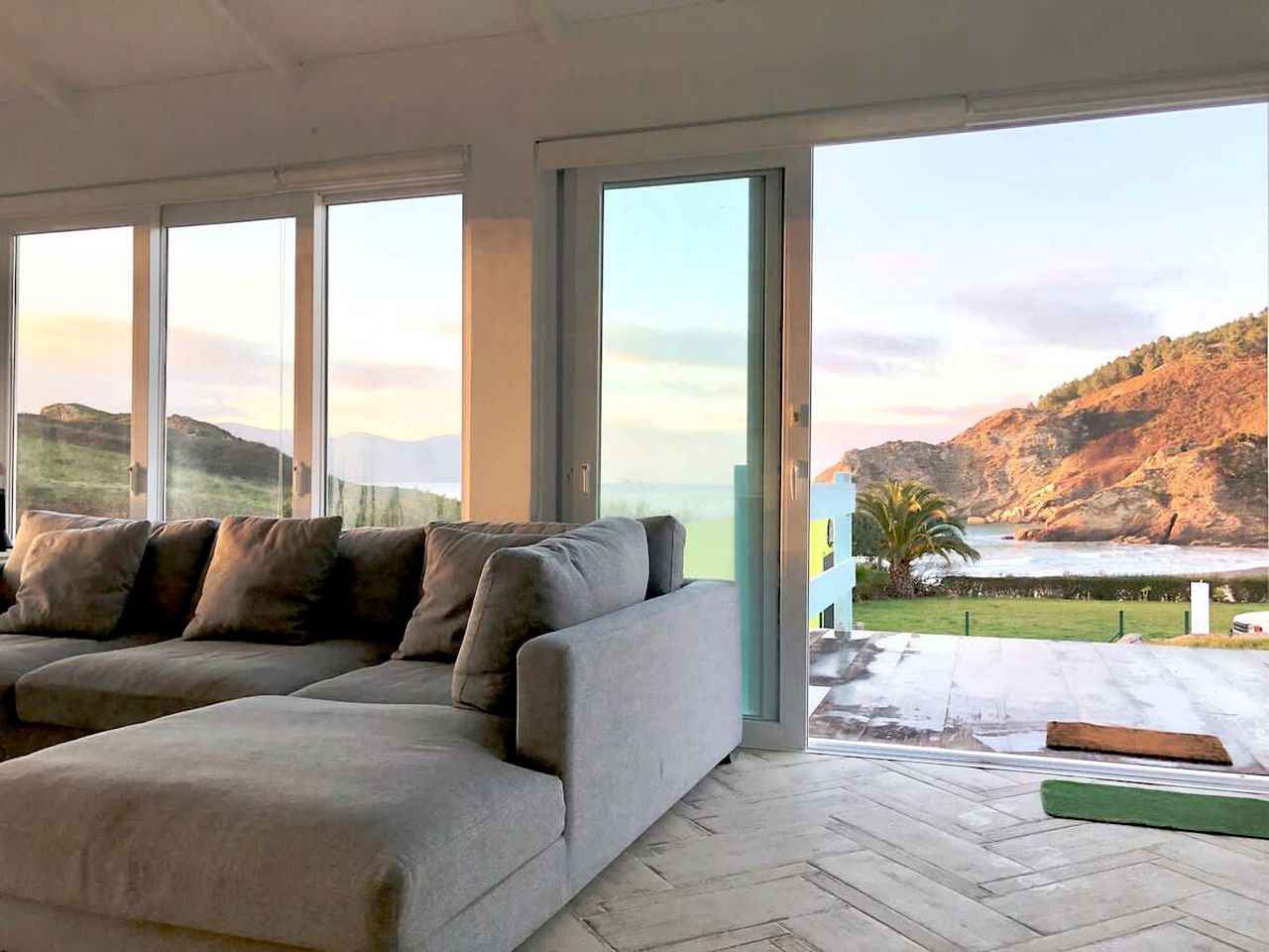 Stunning Cabin Loft with Impressive Outdoor Space and Beach Views in Ortigueira, Galicia