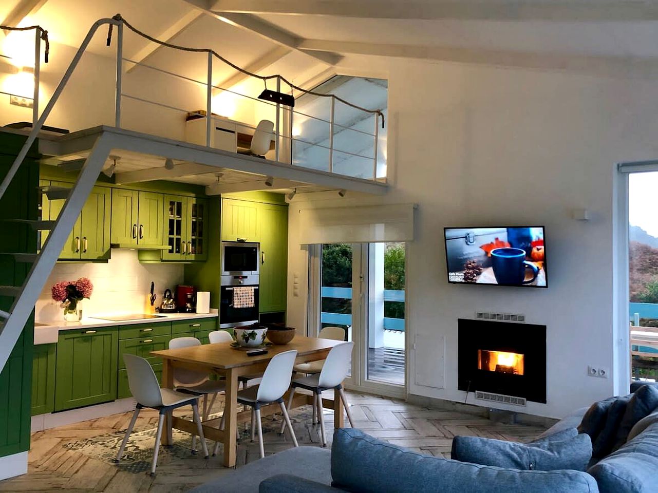 Stunning Cabin Loft with Impressive Outdoor Space and Beach Views in Ortigueira, Galicia