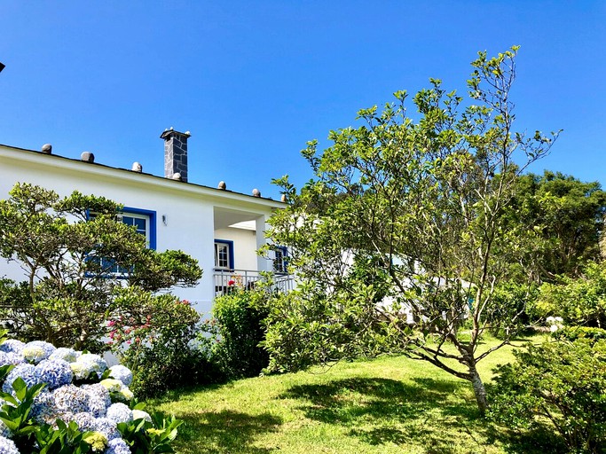 Cabins (Spain, Ortigueira, Galicia)