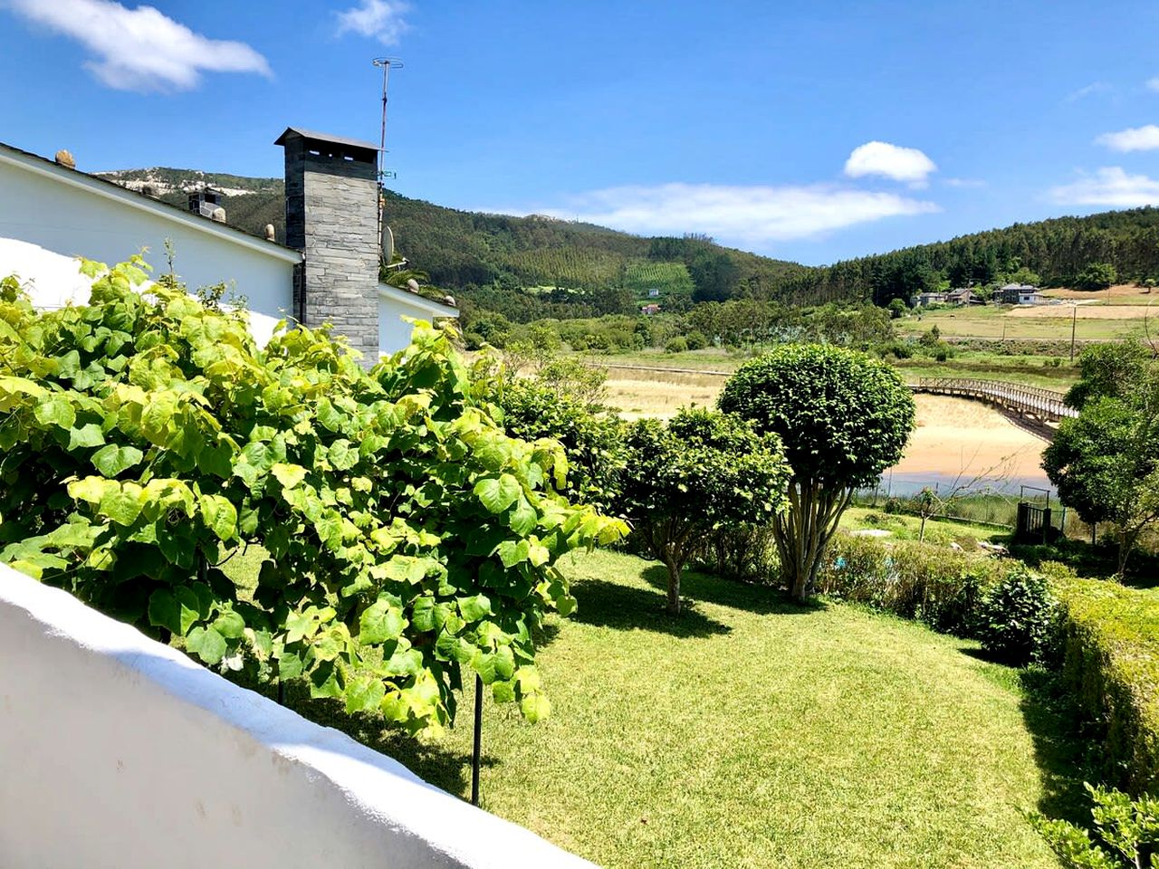 Cozy Beach Cabin Perfect for Hiking Trails and Water Sports in Ortigueira, Galicia