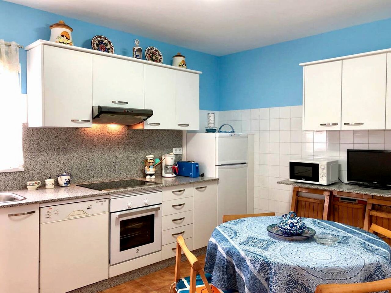 Cozy Beach Cabin Perfect for Hiking Trails and Water Sports in Ortigueira, Galicia