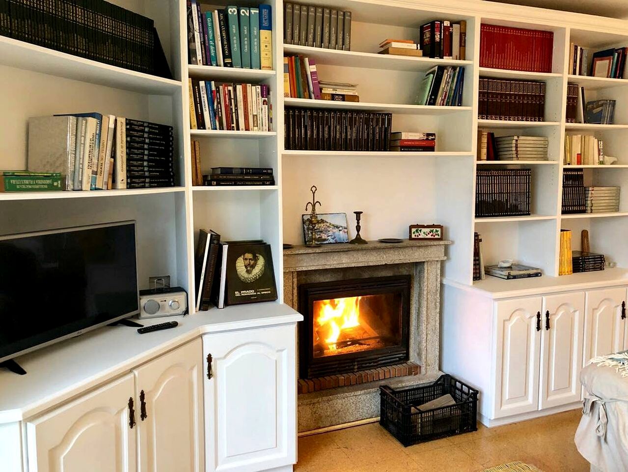 Cozy Beach Cabin Perfect for Hiking Trails and Water Sports in Ortigueira, Galicia