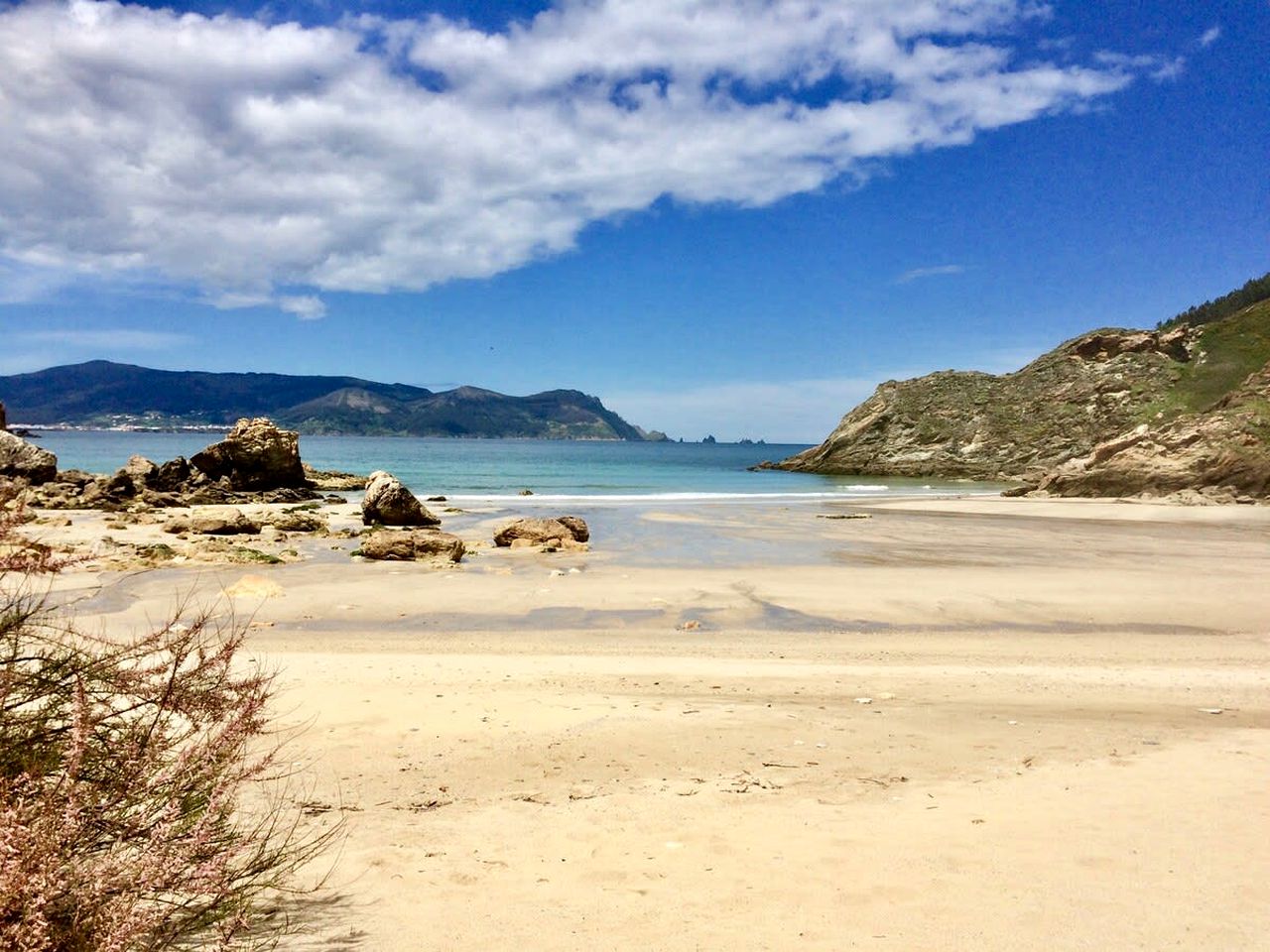 Charming Cabin with Outdoor Picnic Area Next to the Coast in A Coruña, Galicia