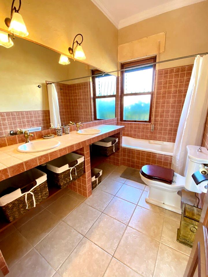 Vintage Luminous Cabin with Private Furnished Garden in Viveiro, Galicia