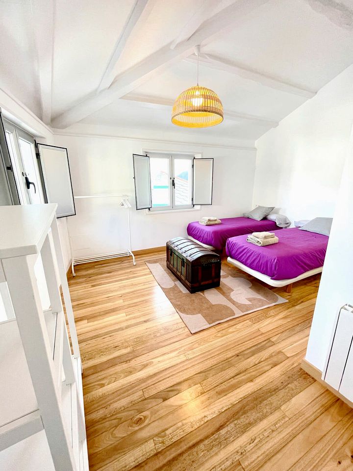 Group Beach House with BBQ and Private Patio in A Coruña, Galicia