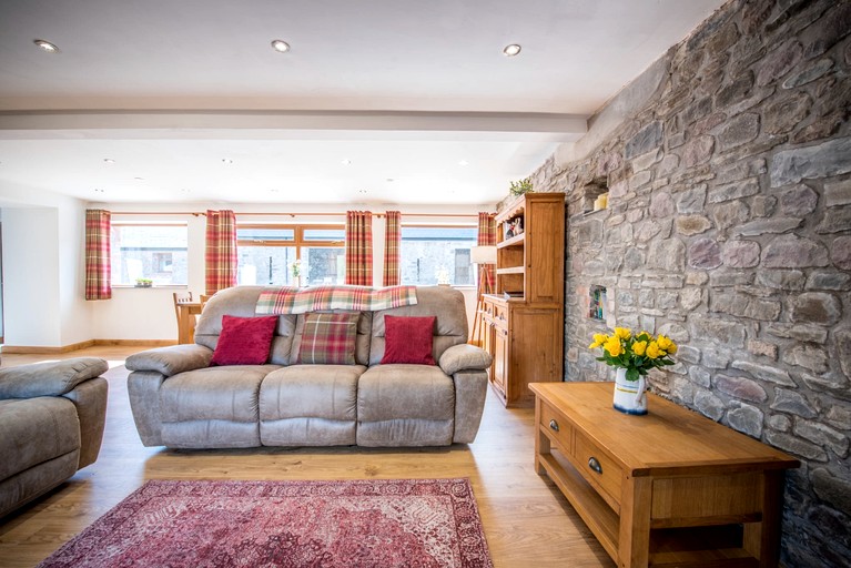 Cabins (United Kingdom, Llandovery, Wales)