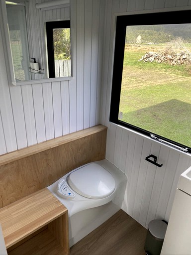 Tiny Houses (New Zealand, Mokihinui, South Island)